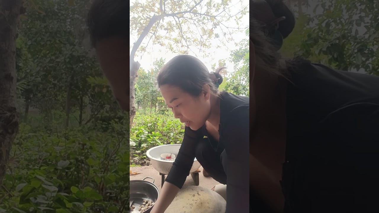 Công việc kho cá cho cả nhà hảo cơm.