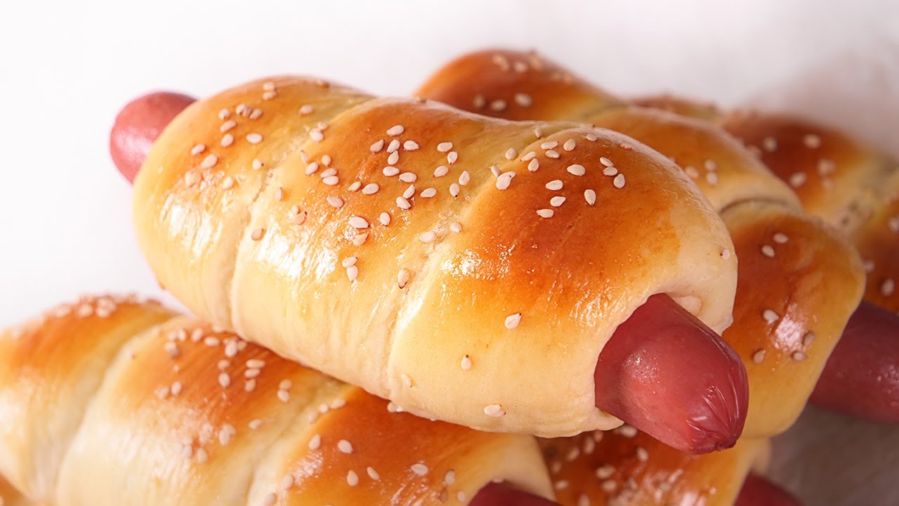 Домашняя булочка с начинкой из колбасы – просто и вкусно