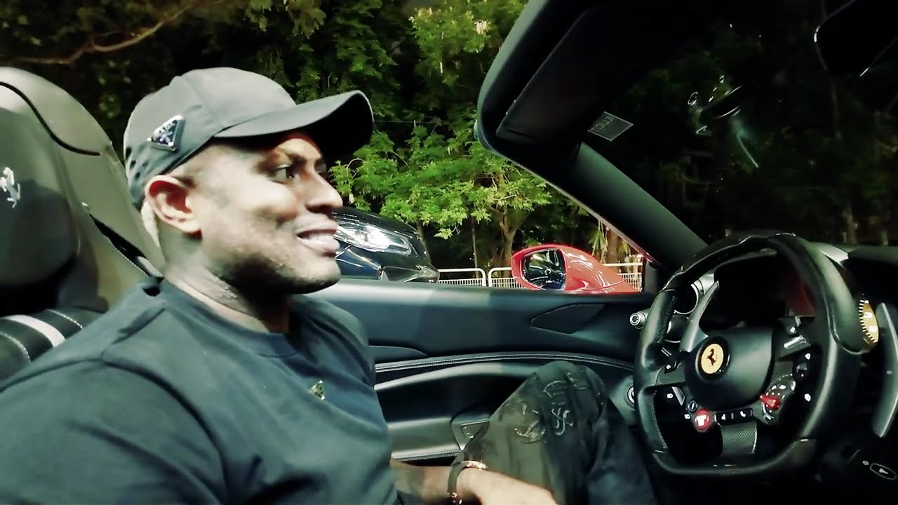 ANDANDO DE FERRARI COM MC IG EM SÃO PAULO