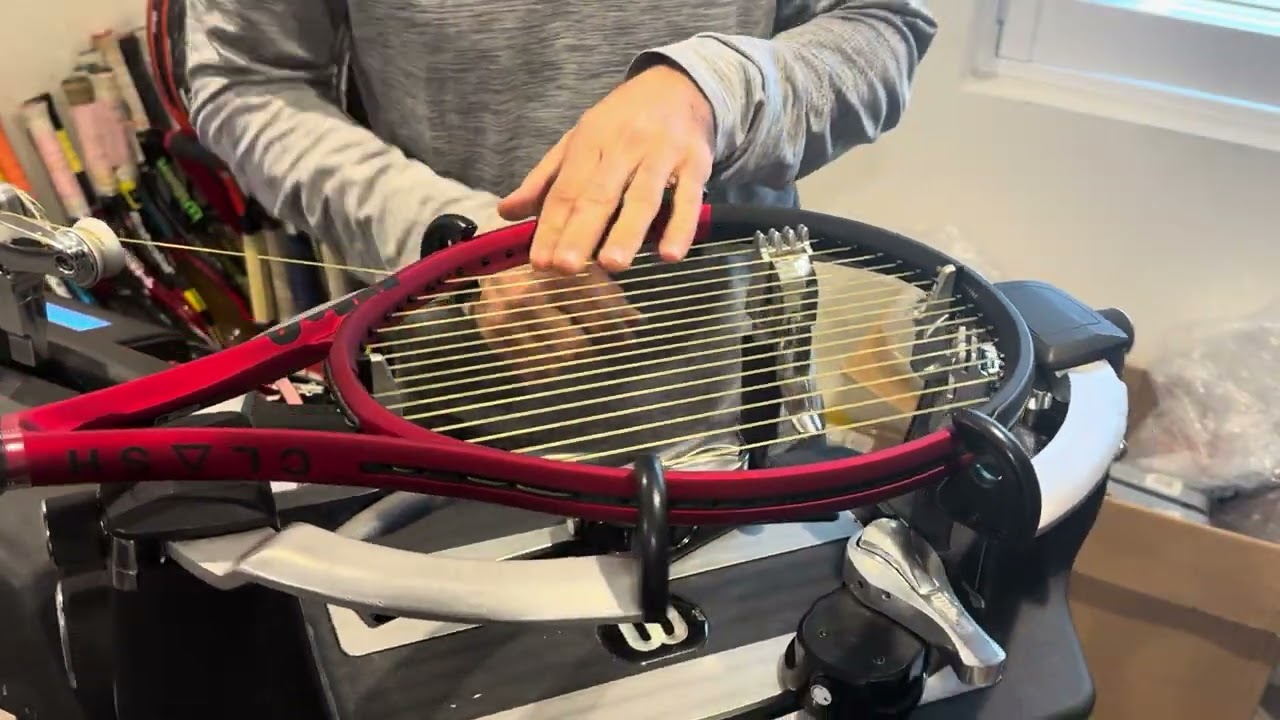How to re-string a Wilson Clash 100L tennis racquet