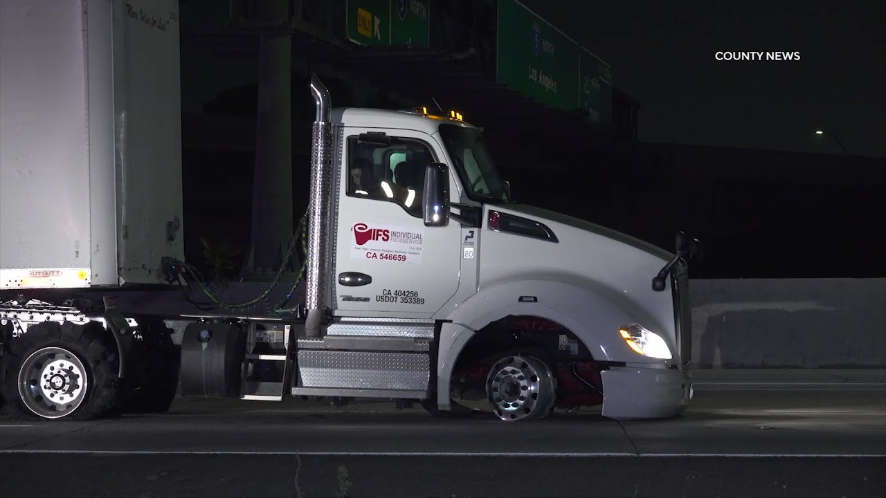 Wild Big Rig Pursuit Ends In Standoff | Santa Ana, CA