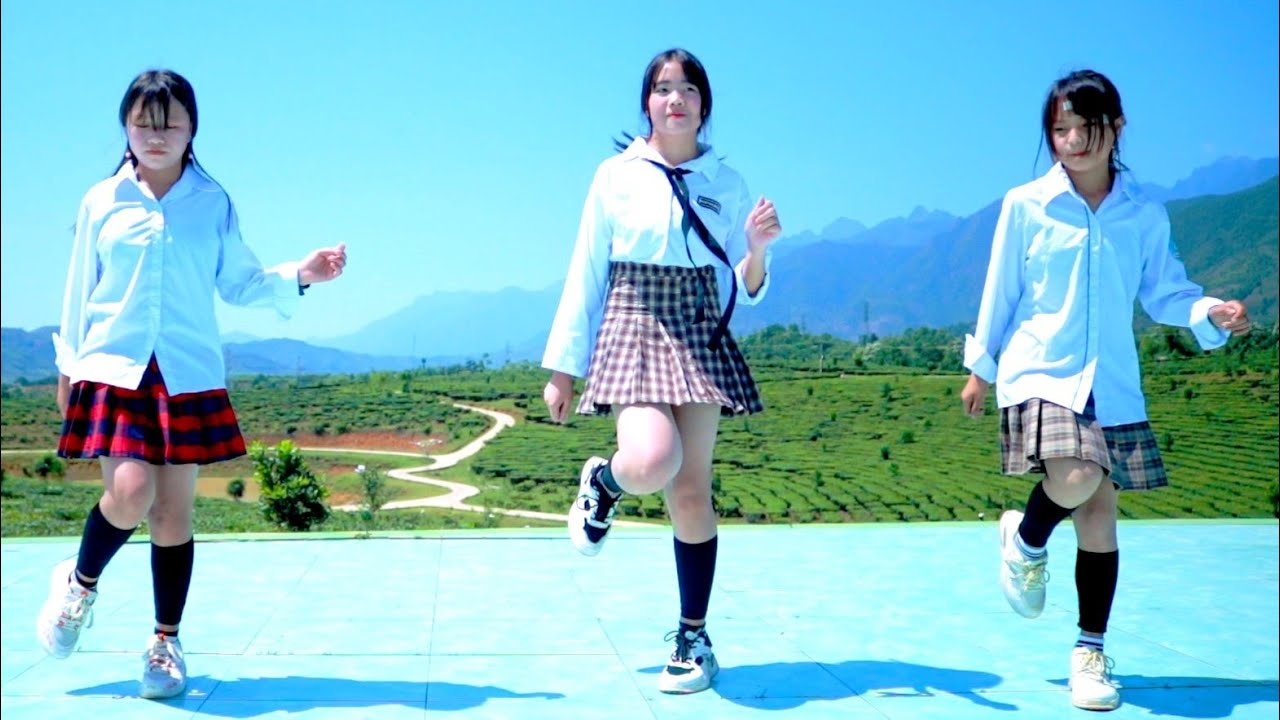 Nhảy Hiện Đại- Nóng hết cả người -Shuffle- Nkauj Hmoob Tân Uyên Dance (SK T)
