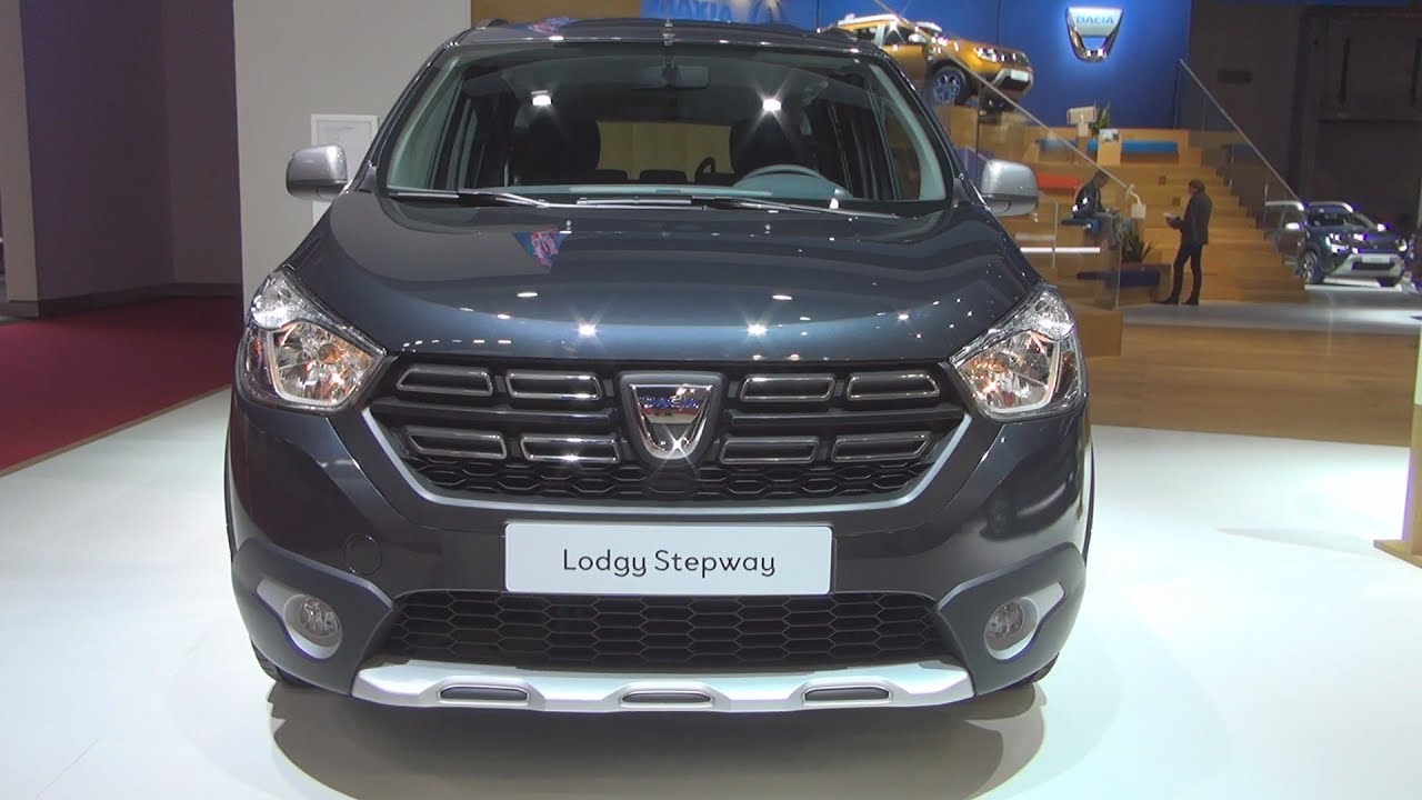 Dacia Lodgy Stepway Blue dCi 115 7-seats 6MT (2019) Exterior and Interior