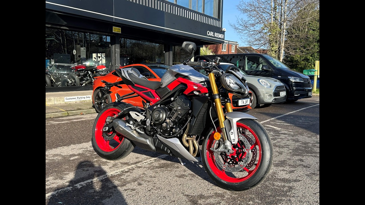 TRIUMPH STREET TRIPLE 765 RX
