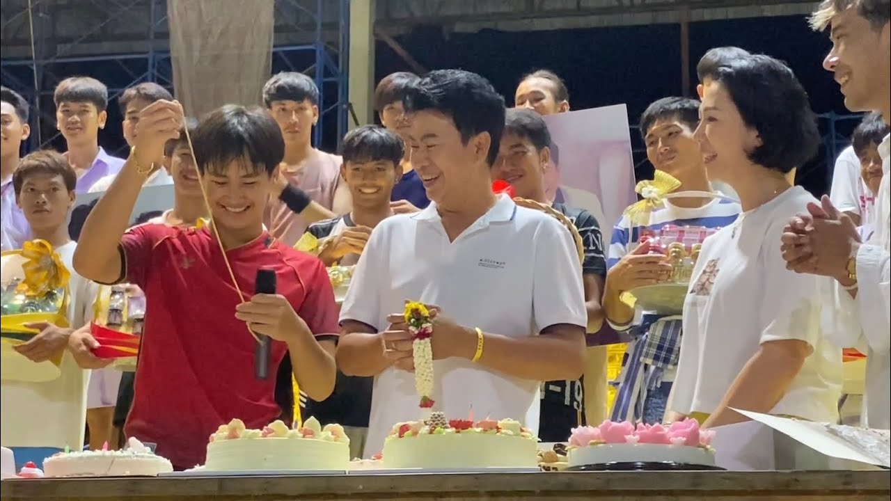 สุขสันต์วันเกิดพ่อเอ๊ะ ภาพที่แสนอบอุ่น พร้อม เบิ้ล ปทุมราช มาเซอร์ไพร์