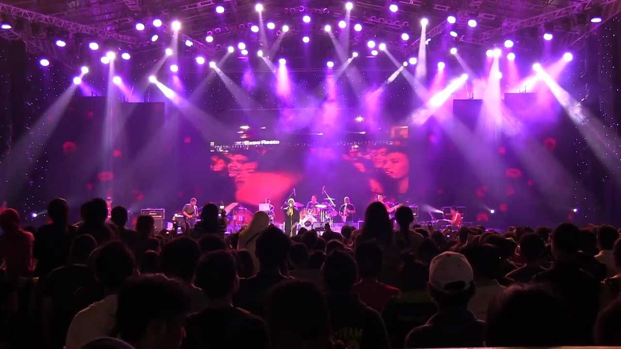 Glenn Fredly - Akhir Cerita Cinta ~ Terserah @ Jakarta Fair 2012 [HD]