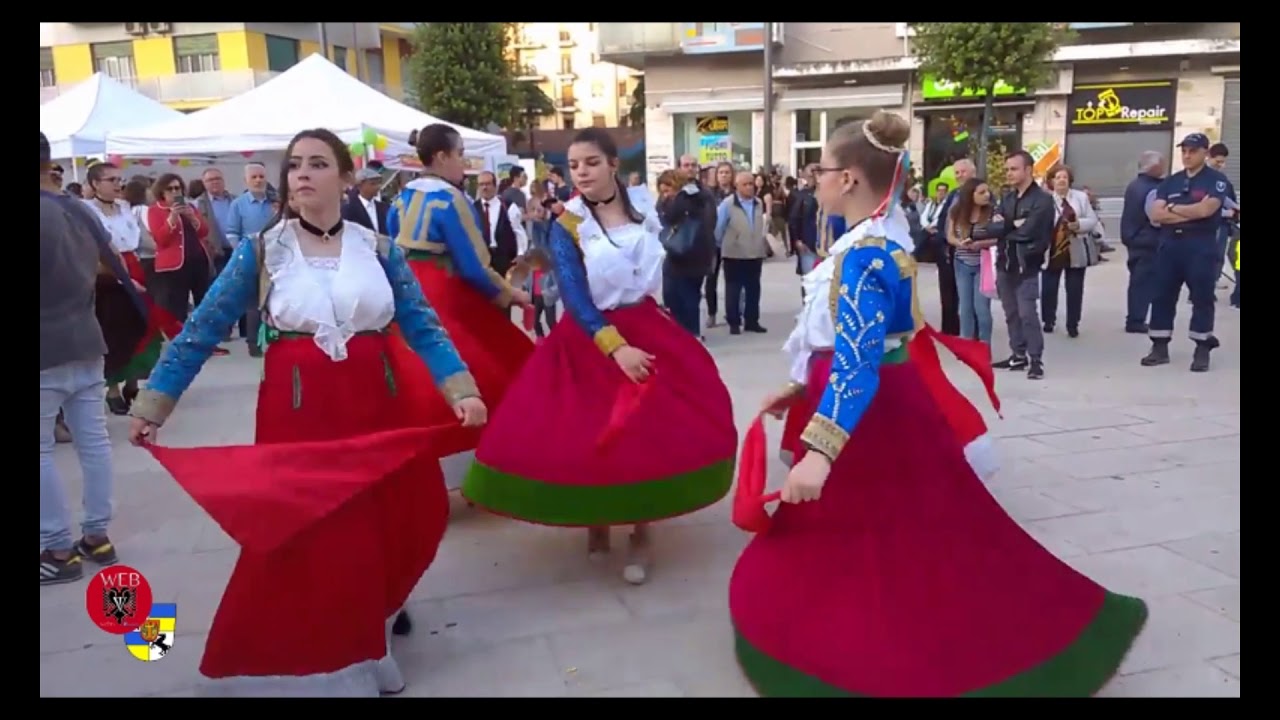 Il gruppo folkloristico 