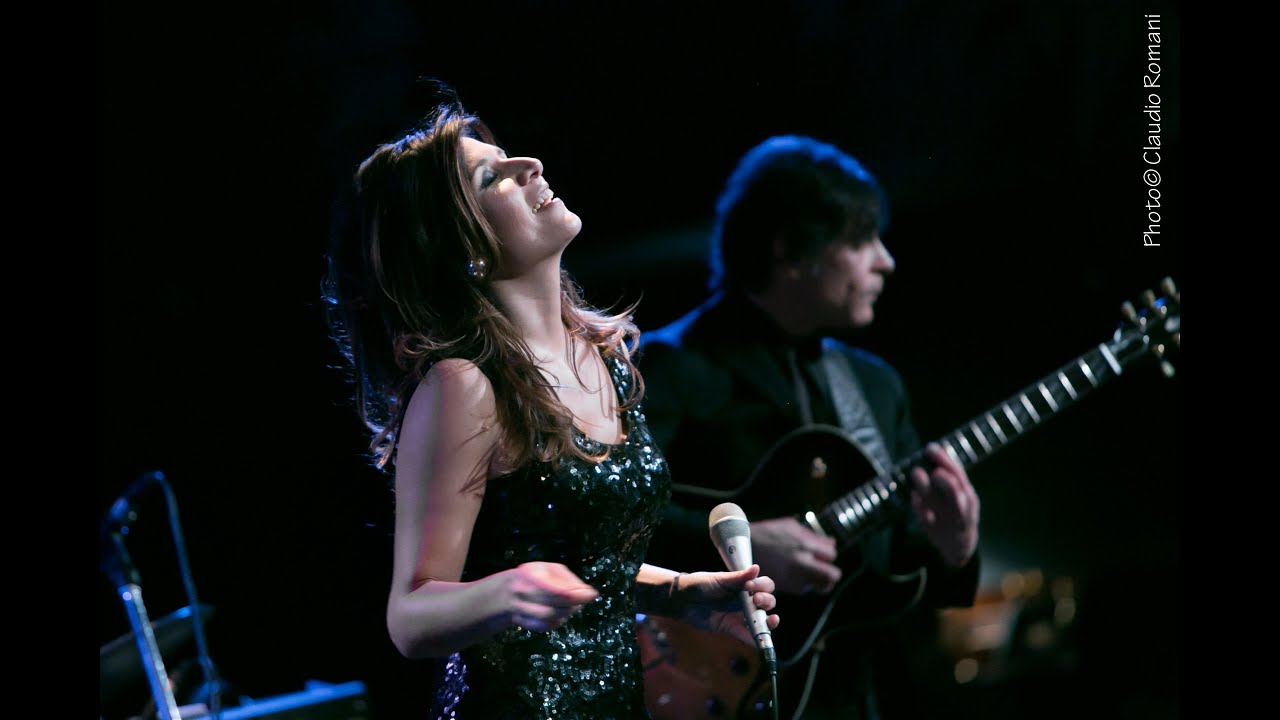 Chiara Civello & Nicola Conte Jazz Combo - Que me Importa el Mundo - Live @ Blue Note Milano