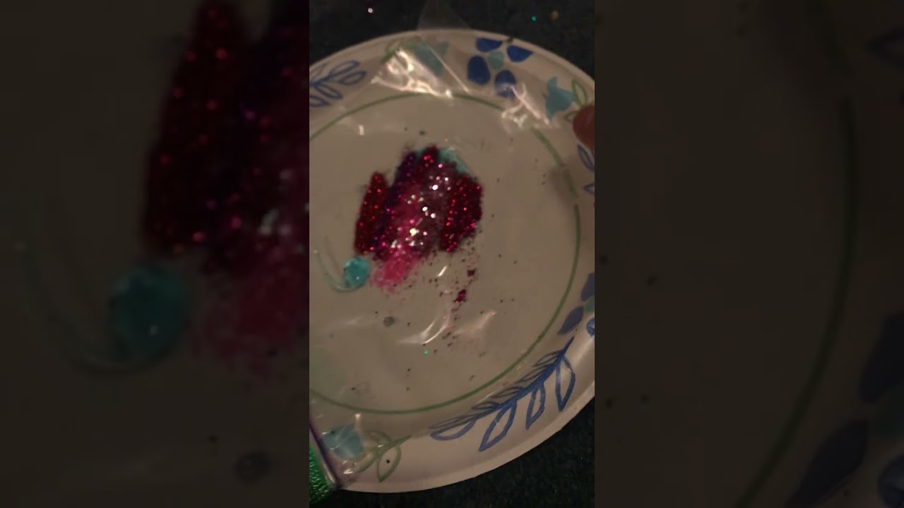 How to make some very cool things using glue and glitter:) 