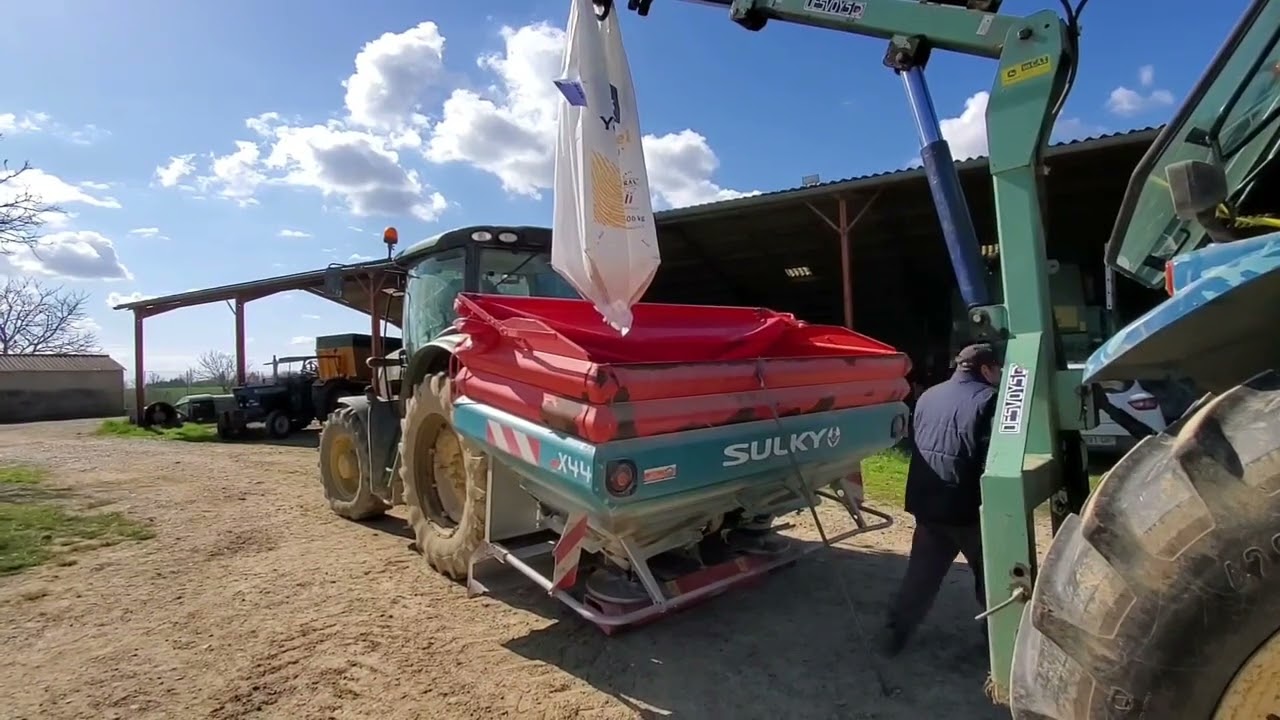 JOHN DEERE 6140R & SULKY X44 | Épandage d'engrais sur les blés