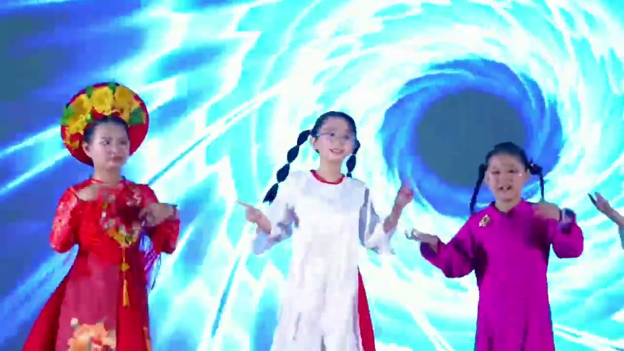 Mashup Vạn Sự Như Ý - Dance by Lumi Kid
