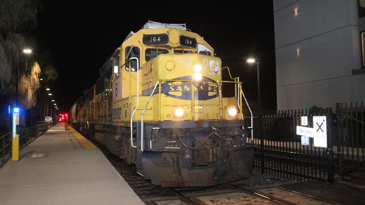 10/31/2021 Railfanning Carlsbad & Oceanside Feat. BNSF 164 On Point, Deadhead Coaster, Amtrak & More