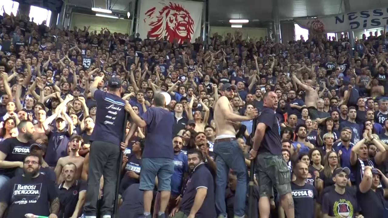 Fortitudo vs Brescia 69 - 60 - Il Film della partita. 19-06-2016 Fossa dei leoni