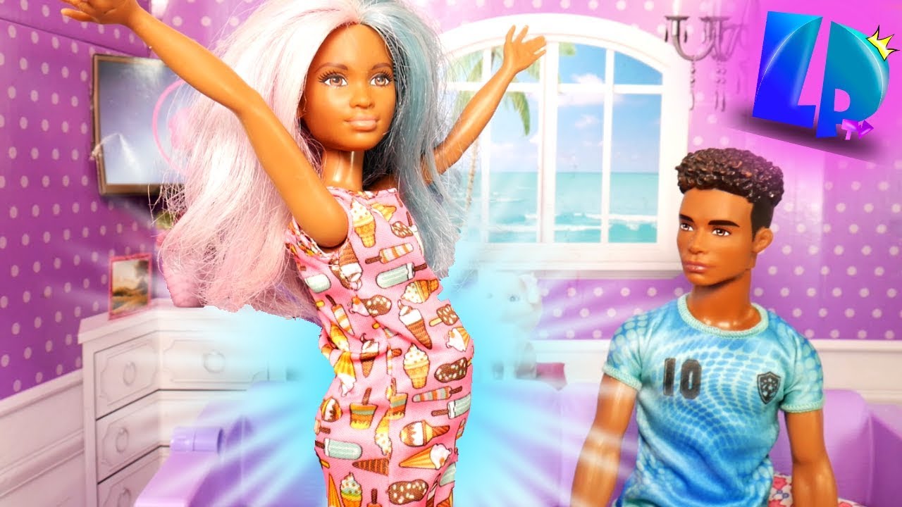 Rodzinka Barbie - Czy Iza jest w ciąży? Bajka dla dzieci po polsku. Odc.131