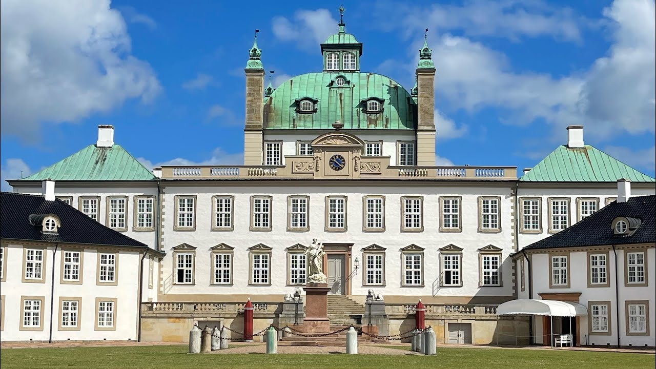 Fredensborg Palace (Slot) & Gardens -  Denmark (Danmark)