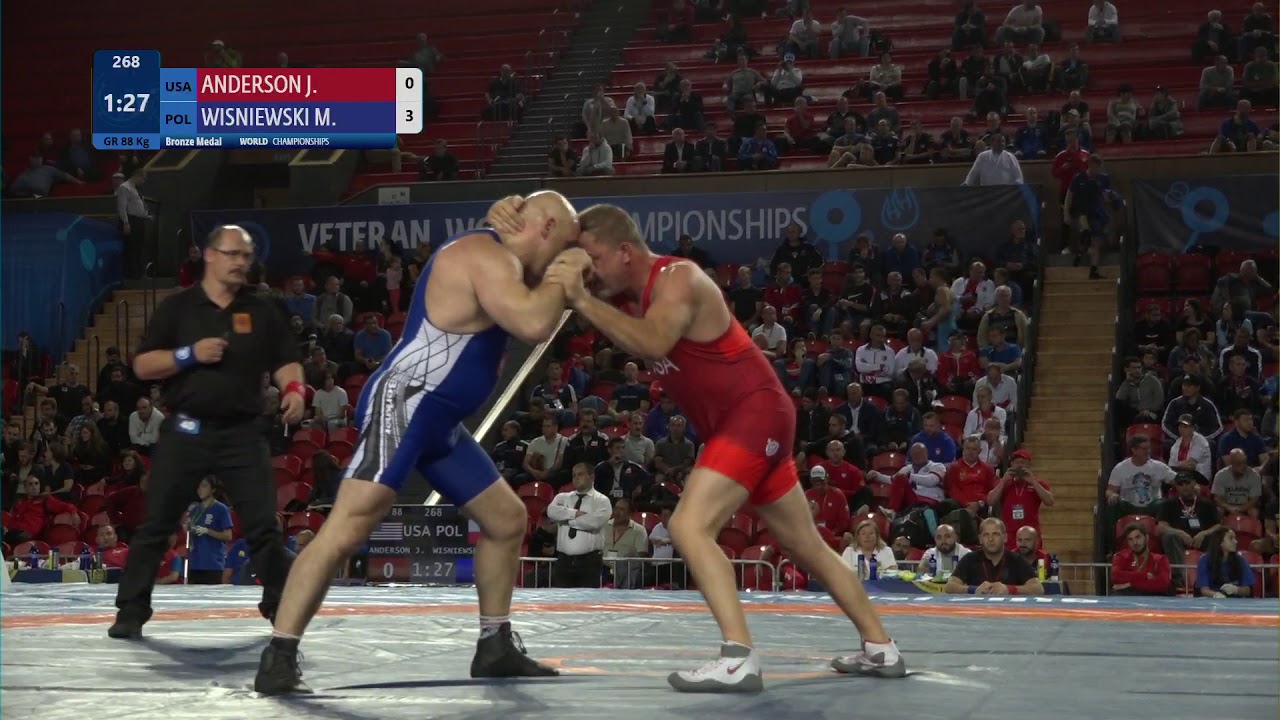 BRONZE GR - 88 kg: J. ANDERSON (USA) v. M. WISNIEWSKI (POL)