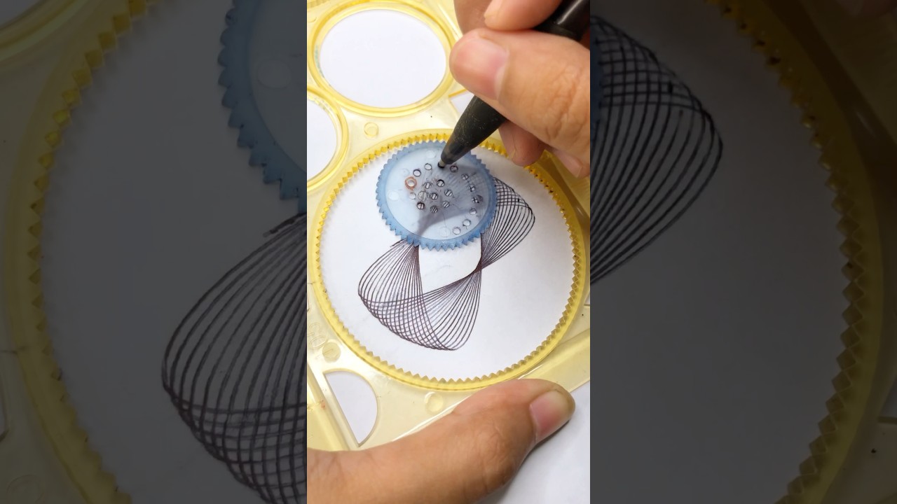 Soothing art sound for peace of mind #art #soothing #relaxing #satisfying #spirograph #hennadesign
