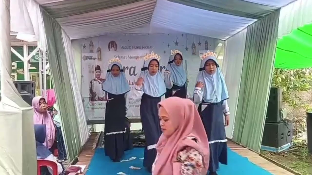 Habibi Ya Nurul Ain - tari anak