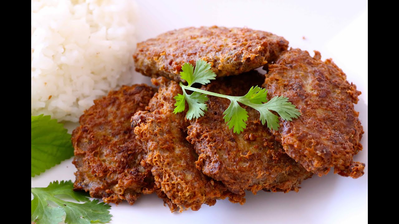10-Minute Crispy Pork-Egg Cakes