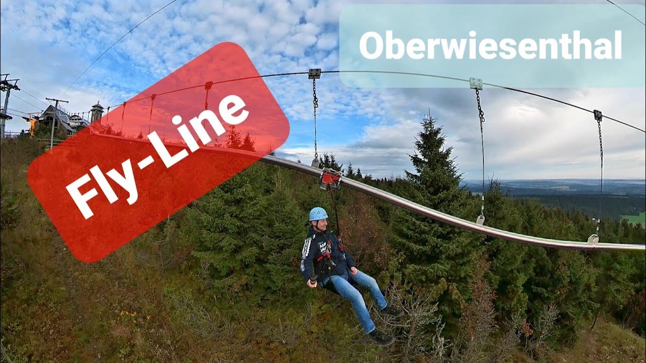 Fly-Line und 4er Sessellift in Oberwiesenthal im Erzgebirge.