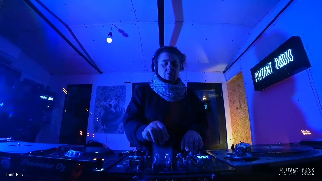 Jane Fitz   [08.01.2022]
