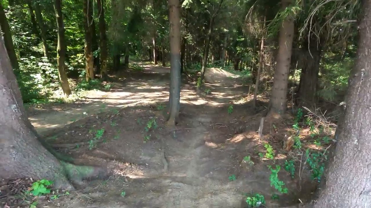 Zjazd Singletrailu na Háji Nicovô/ Háj Flow
