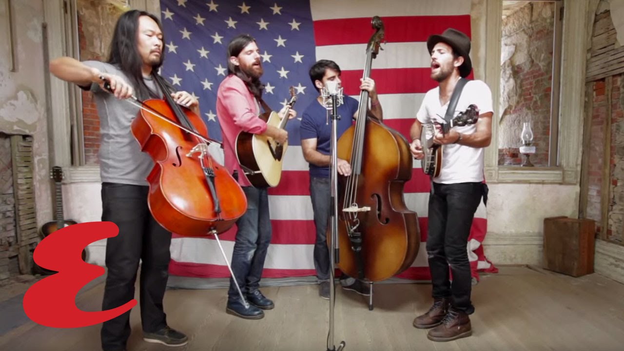 The Avett Brothers Perform 