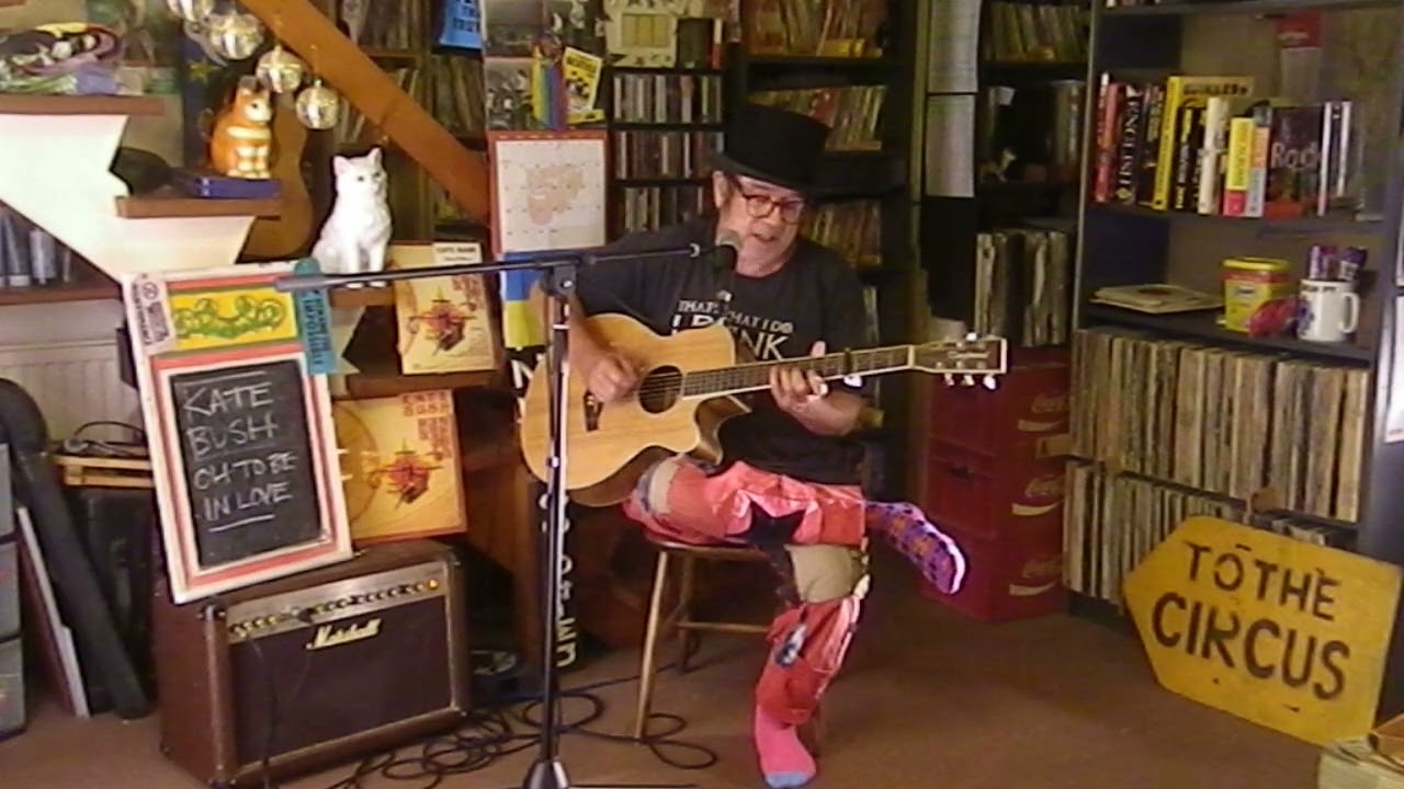 Kate Bush - Oh To Be In Love - Cover & Tutorial - Danny McEvoy