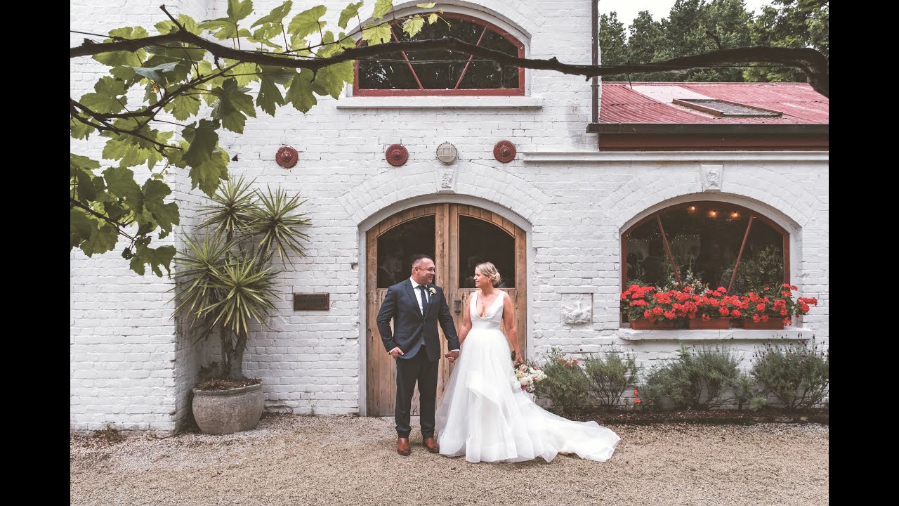 Slideshow // Dennis + Gianna's Christchurch Wedding at Trents Vineyard.