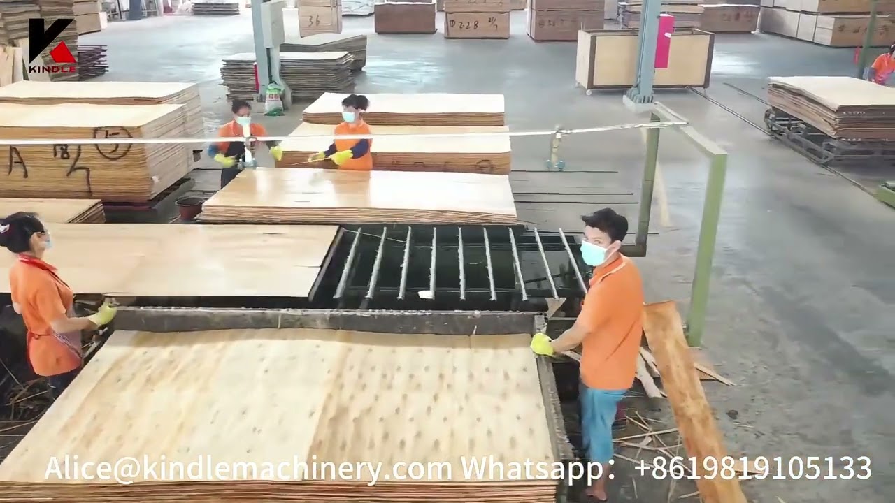 Glue Spreader Machine
