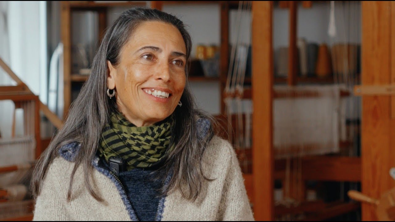 Jennyfer Cabrera: maestra tejedora en las Montañas Sagradas de Gran Canaria