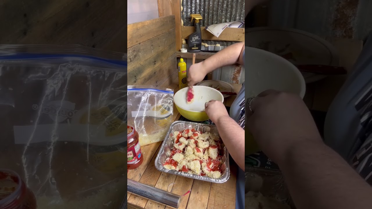 Monkey Bread Pizza Bites 