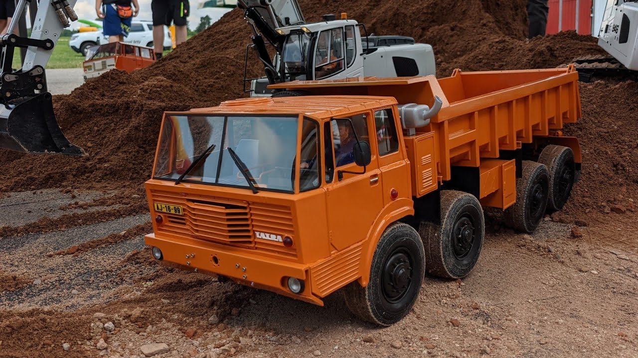 Tatra 813 8x8 S1 
