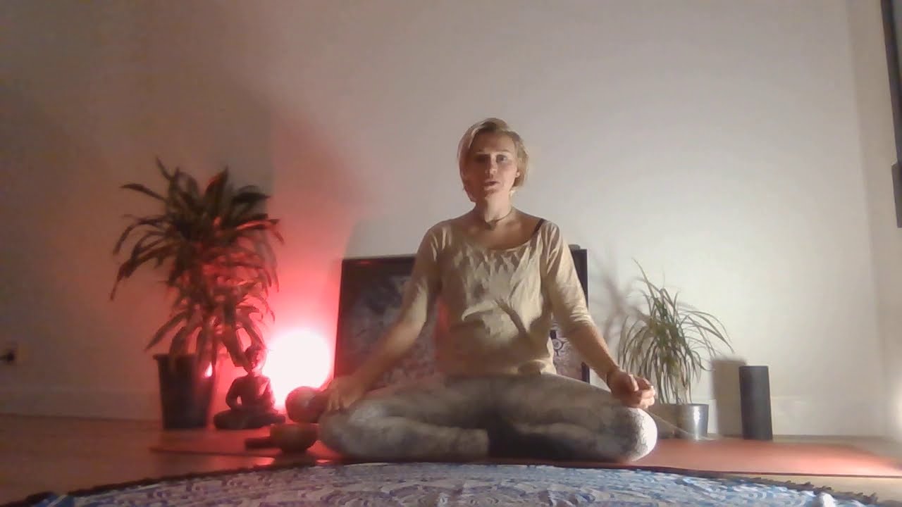 Complete Hatha Yoga Les || 60 Min || Nederlands || Zorgbalans