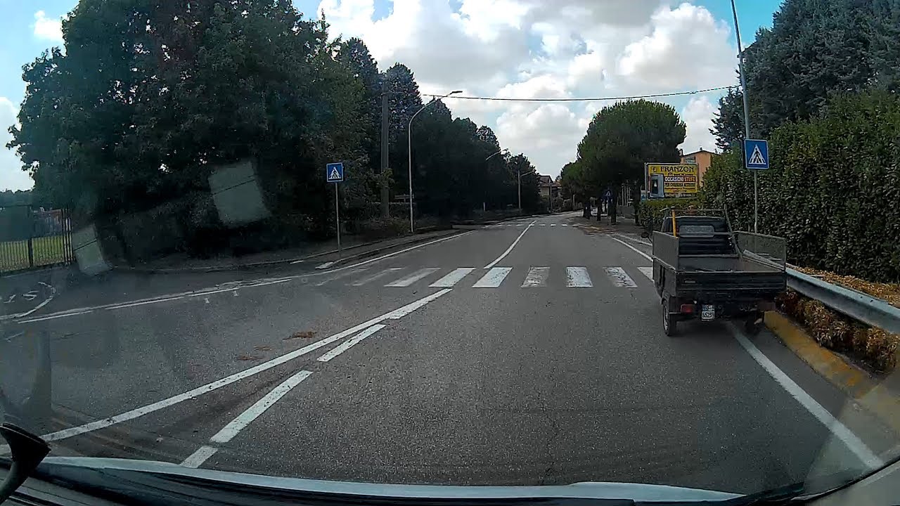ON BOARD - Ambulanza in emergenza // Italian ambulance ride along.