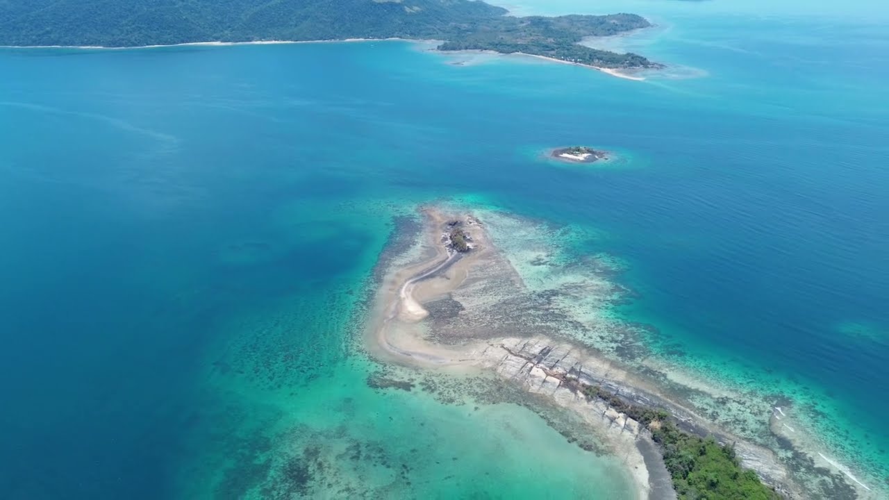 Madagascar Nosy Be by Drone [4K]