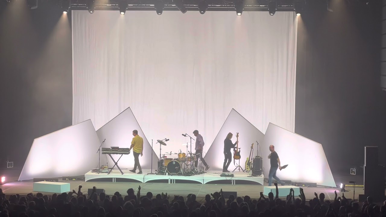 Future Islands at The Anthem 10.14.2021 Encore Pt 1