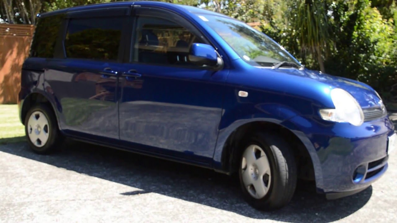 2005 Toyota Sienta