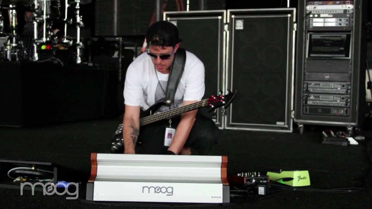 Stefan Lessard on the Taurus 3 Bass Pedals