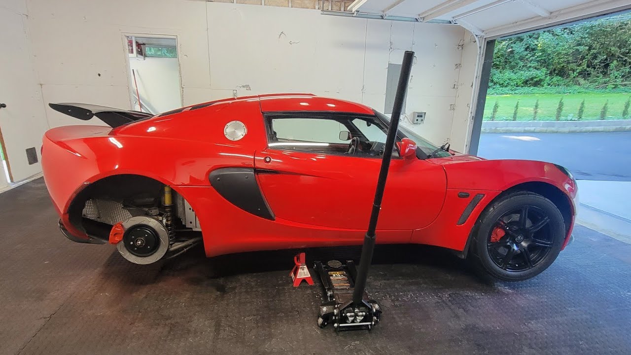 Lotus Exige BEST Brakes Rear 👌 Must Do!!