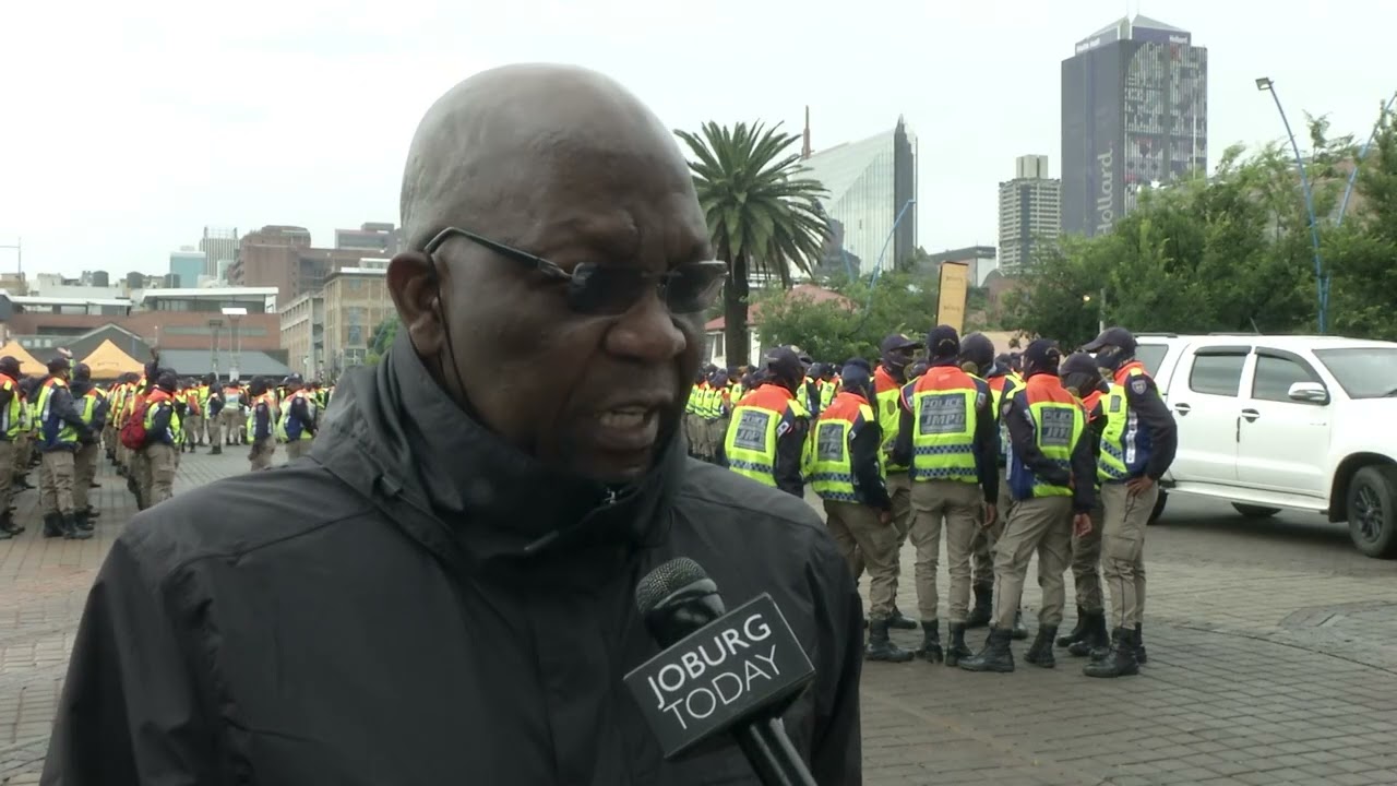 CITY BRIEF - CITY DEPLOYS 1800 JMPD OFFICERS