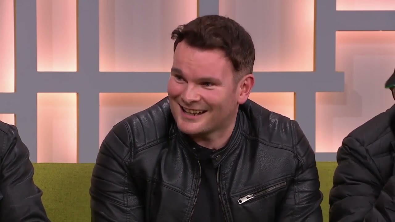 Aslan + Lee Tomkins - Interview & Performing 