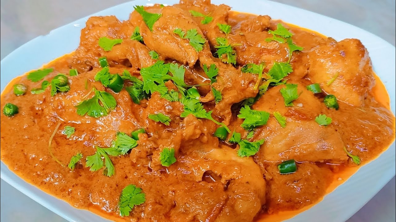 Khaya Hai Kabhi Itna Mazedar Salan, Roz Ke Pakwan May Banate Hain Aj Chicken Gravy