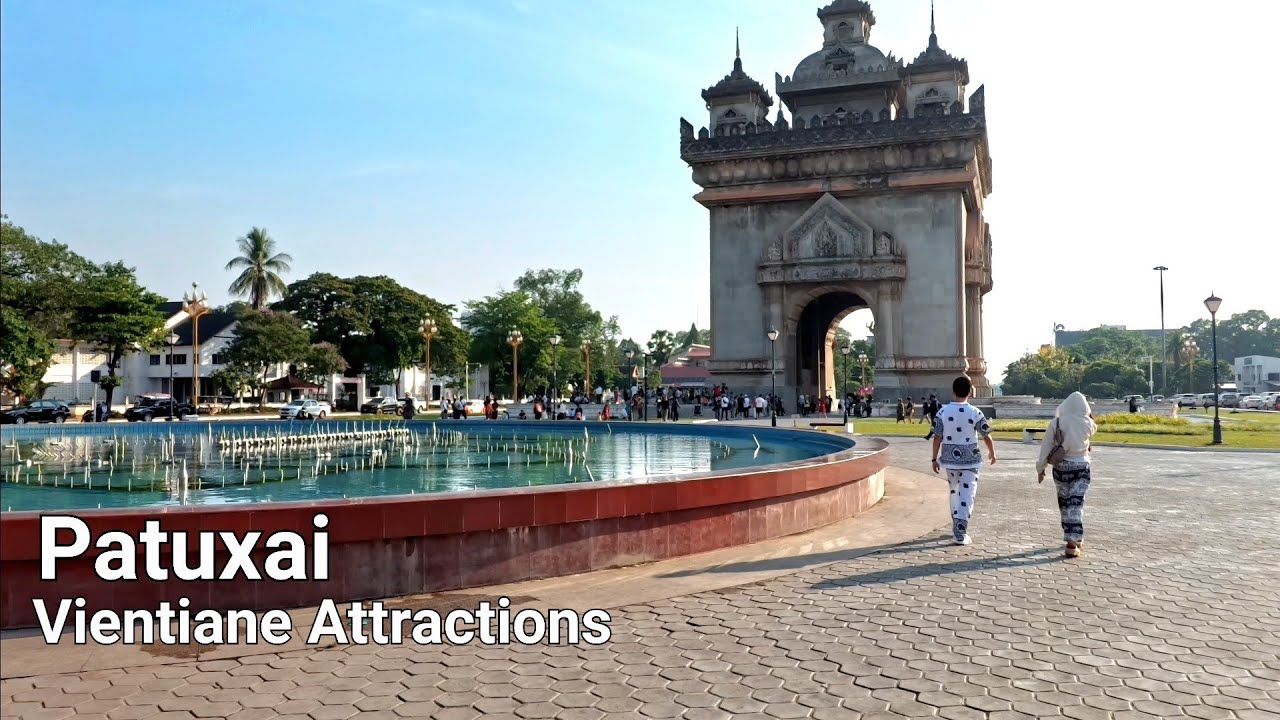 Visiting Patuxai in Vientiane Laos