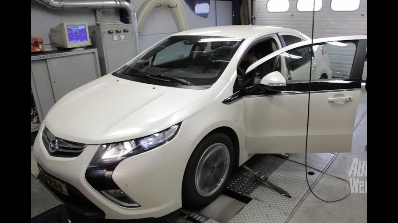 Op de rollenbank - Opel Ampera