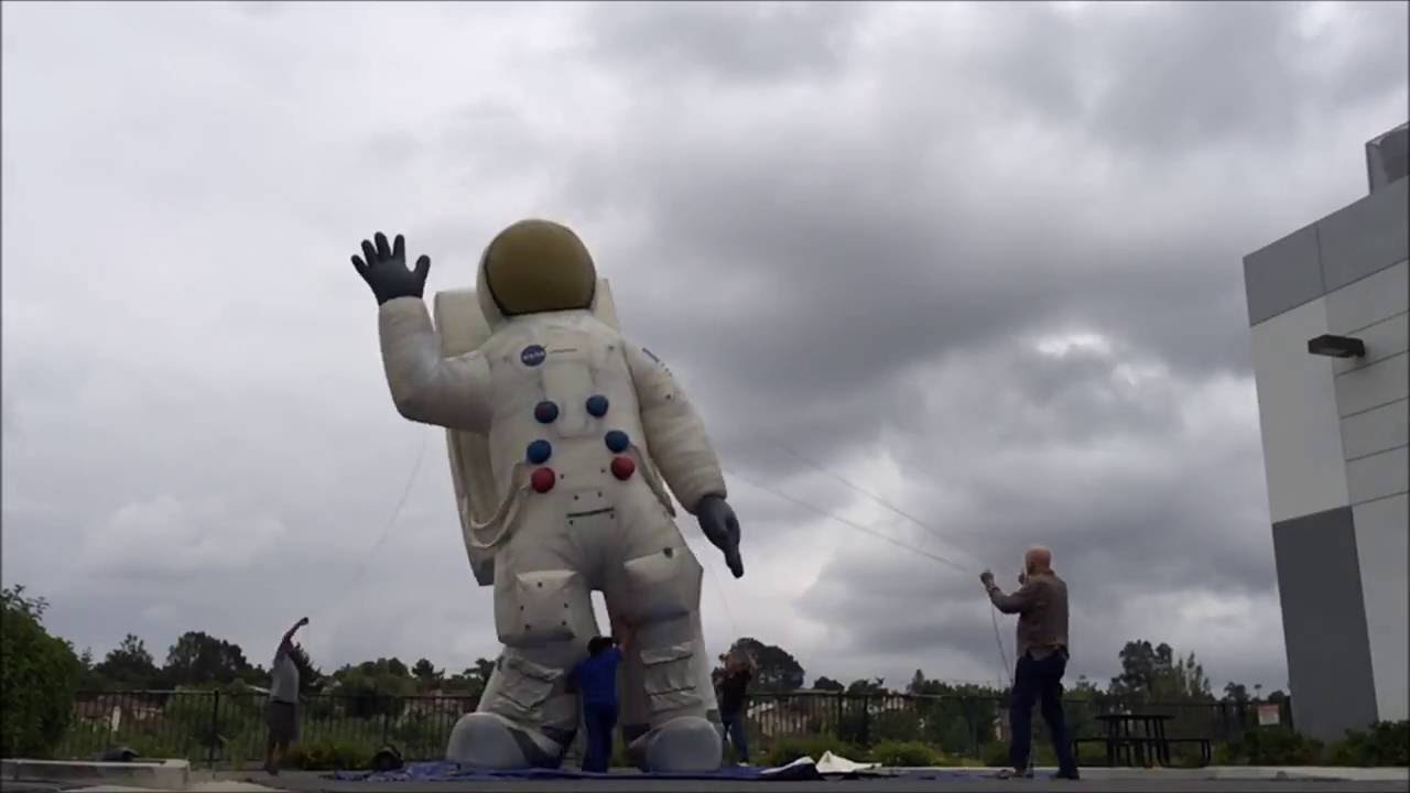 Astronaut Advertising Balloon Set Up, Inflatable Advertising Balloon Insructions