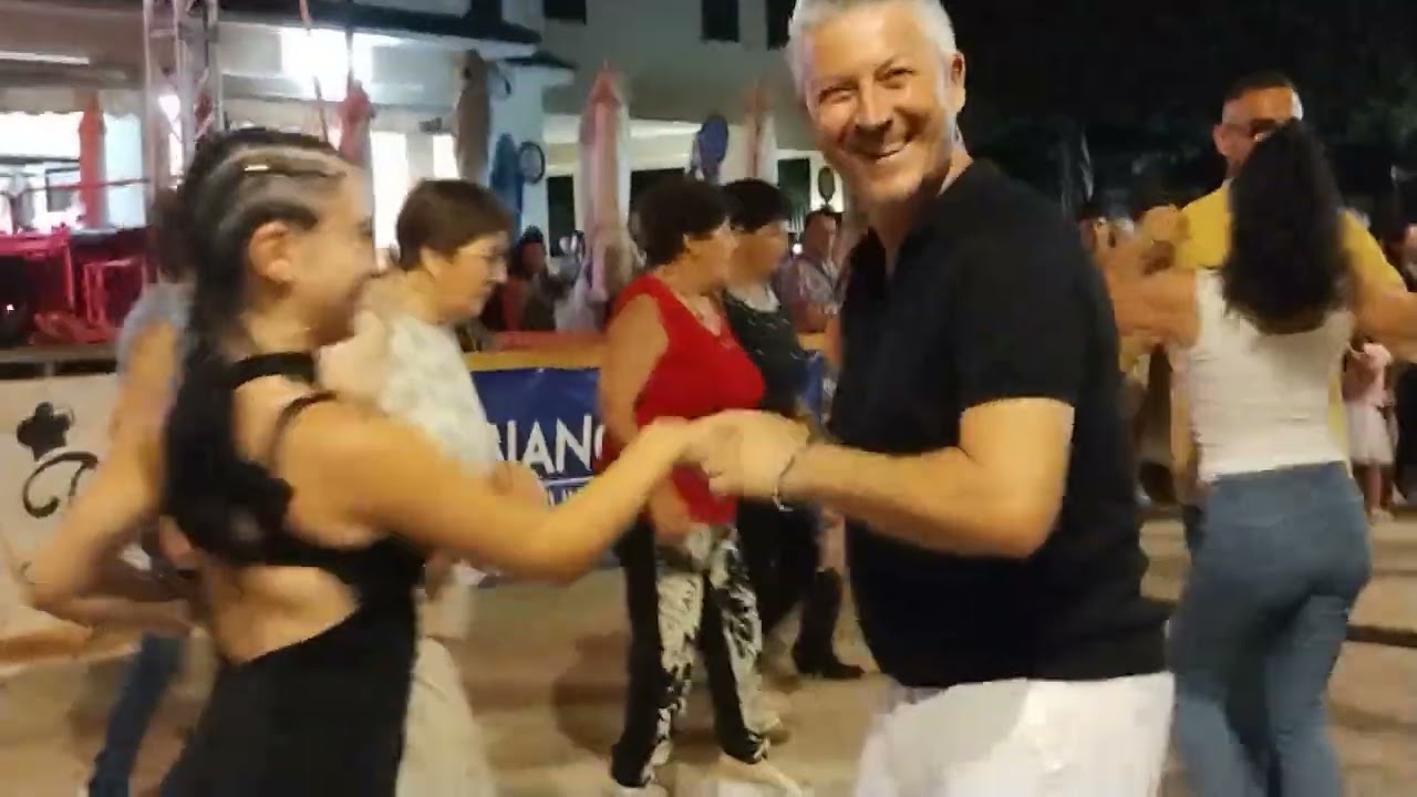 Piedimonte san germano 3 parte 29-06-2025 festa in piazza municipio con canti e balli