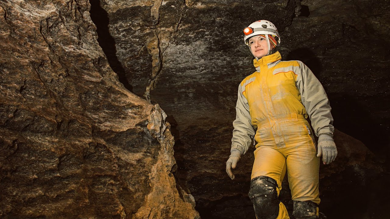 Cool Jobs: Archaeologists, Hannah Morris and Becca Peixotto | World Science Festival