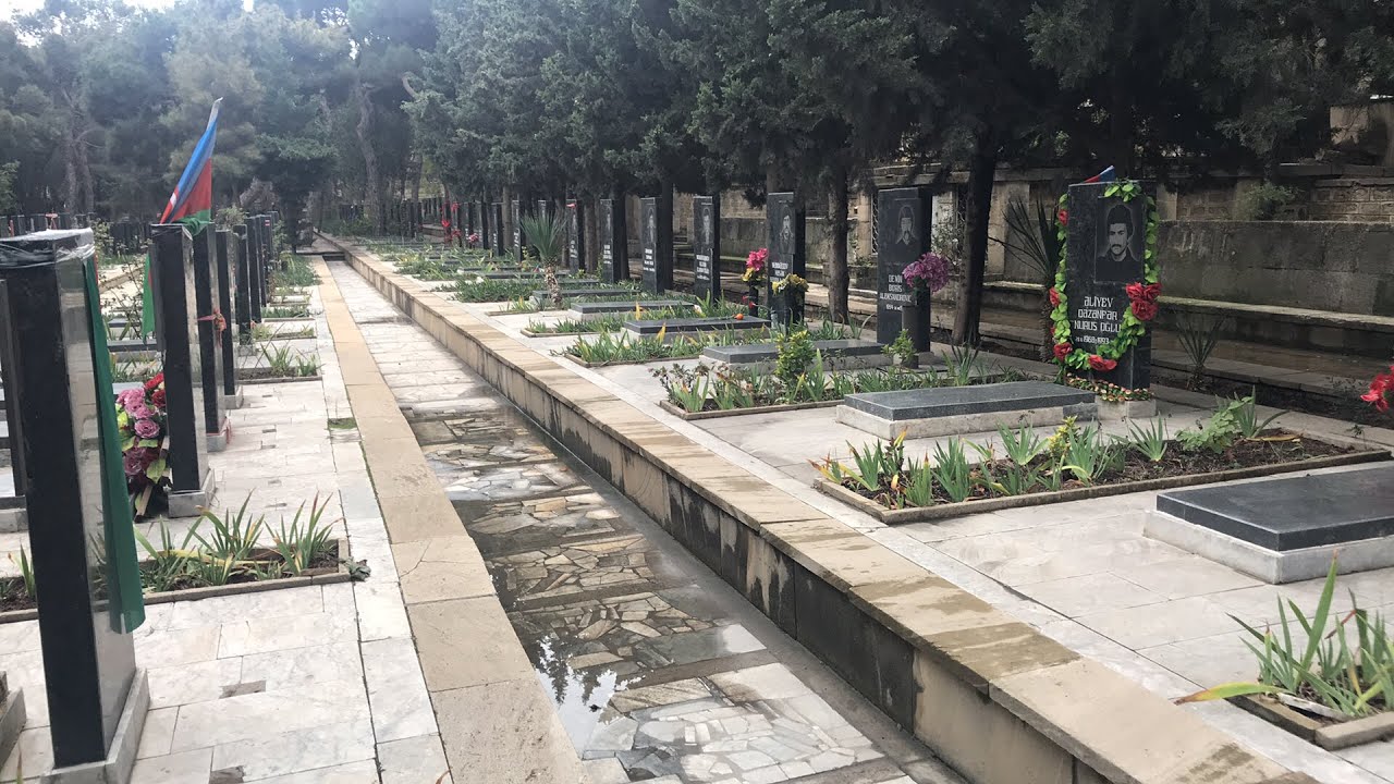 “Böyük sülh sazişi?!”- Əvəz Zeynallı ilə “Bakı söhbətləri-004” - Şəhidlər Xiyabanı