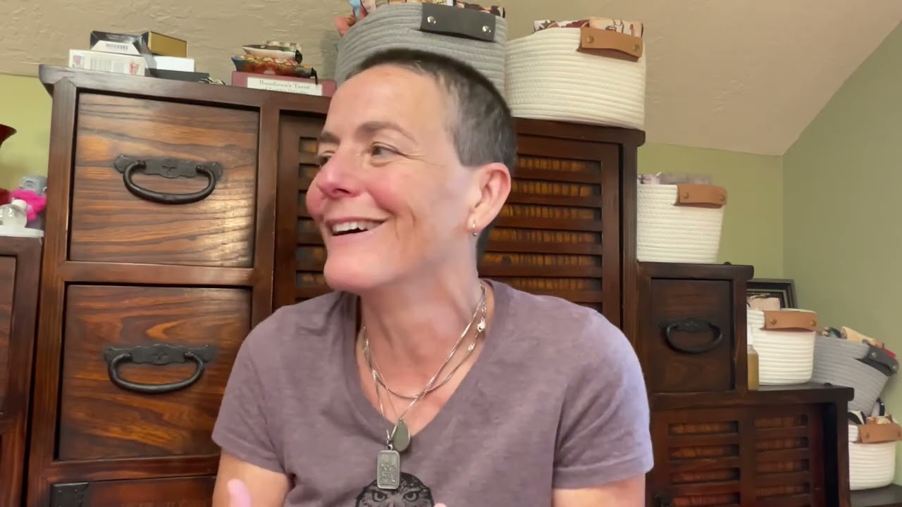 #TarObsession | What’s Your Tarot Obsession? (ft Tarot of the Sidhe)